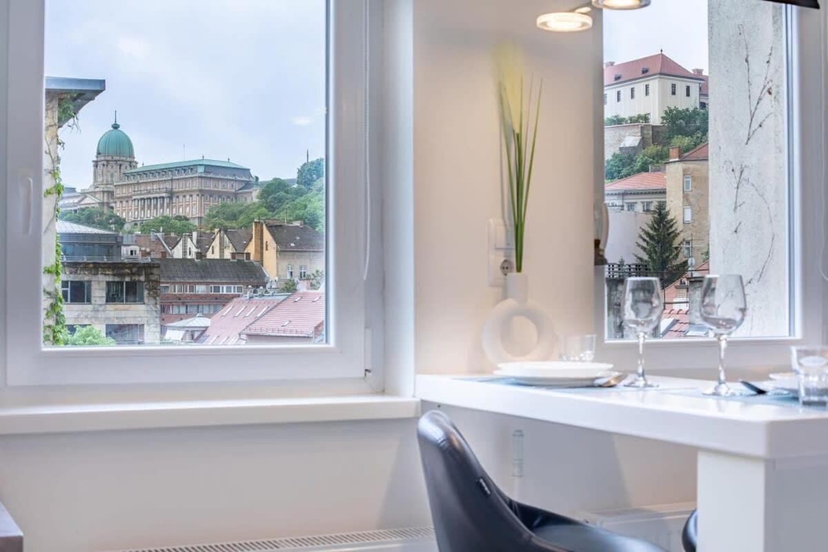 Castle View - New - Romantic Budapeste Exterior foto